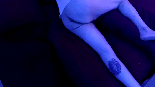 Time2playN303party Show in webcam