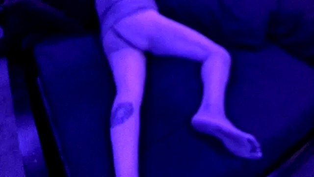 Time2playN303party Show in webcam