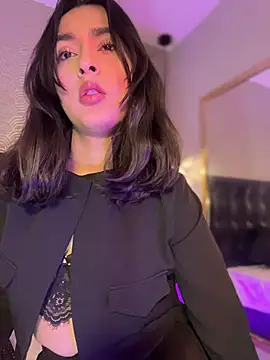 MiahWindsor Show in webcam