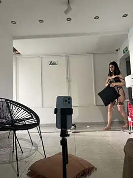 Webkamerová show MiahWindsor