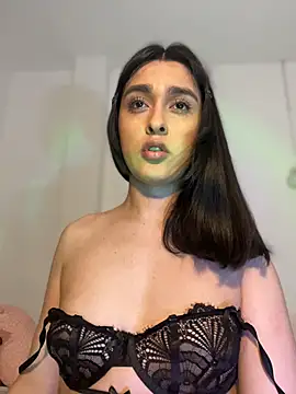Show modela MiahWindsor na web-kameri