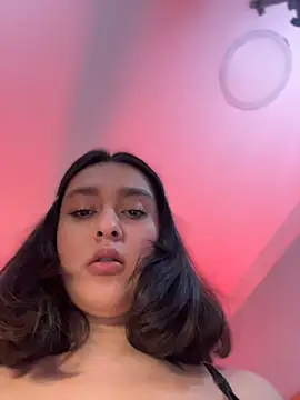MiahWindsor Show in webcam