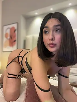 MiahWindsor: διαδικτυακό σόου στην κάμερα