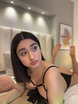 MiahWindsor ওয়েবক্যাম শো