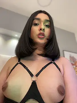 MiahWindsor Show in webcam