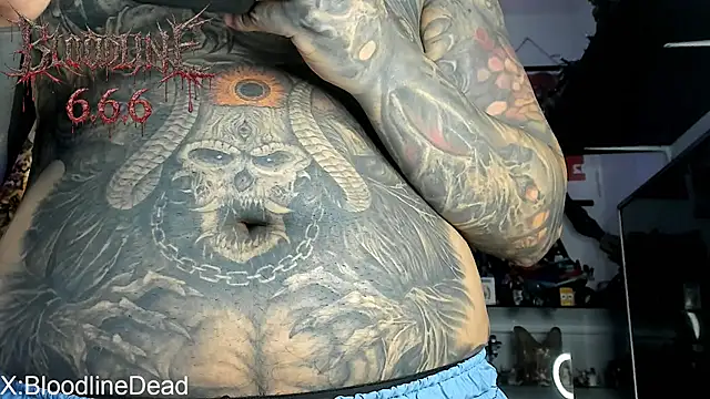 Show de DEATHINK666XX na webcam
