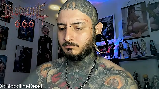 DEATHINK666XX: διαδικτυακό σόου στην κάμερα