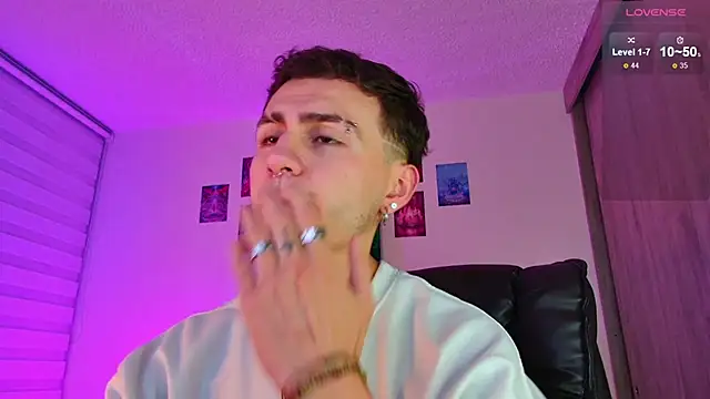 dimitri-bilak's Webcam Show