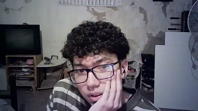 Emv2 Webcamshow