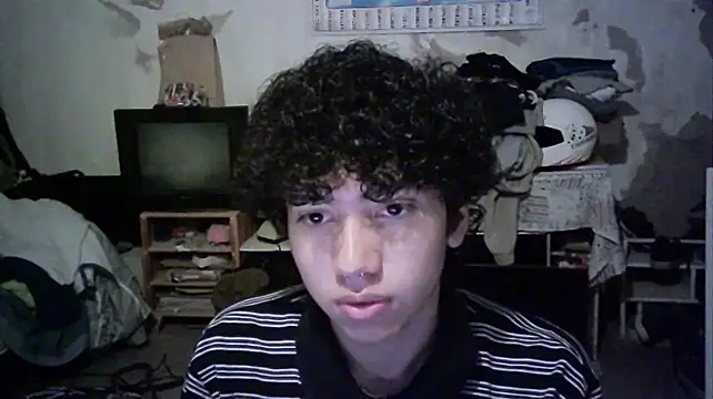 Emv2 Pertunjukan Webcam