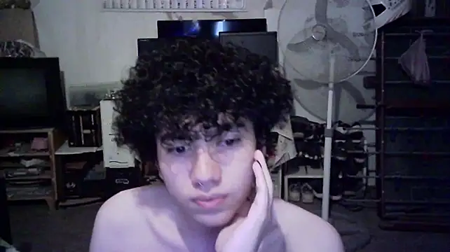 Emv2's Webcam Show