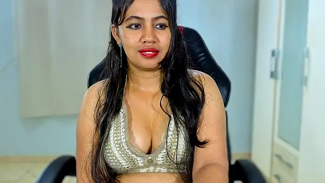 แชท XXX สดของ FannyXhot