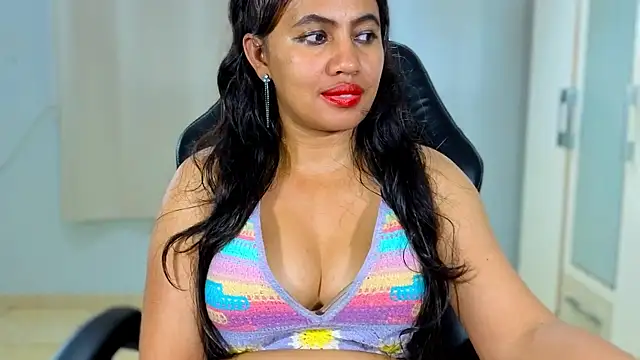 FannyXhot Adlı Modelin Canlı XXX Sohbeti