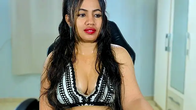 แชท XXX สดของ FannyXhot