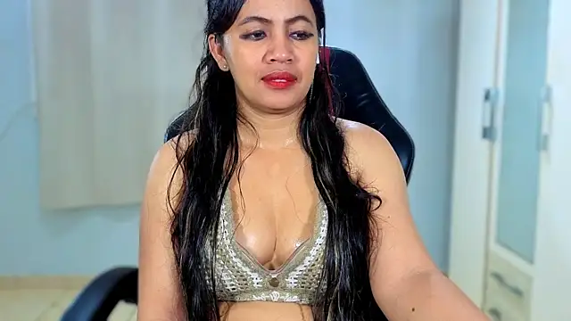 دردشة FannyXhot الجنسية المباشرة