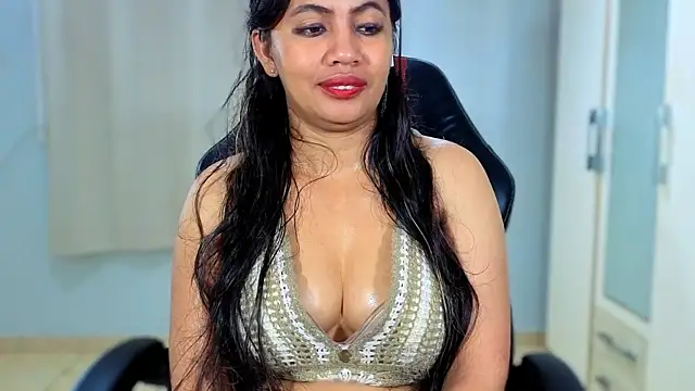 FannyXhot webcam show