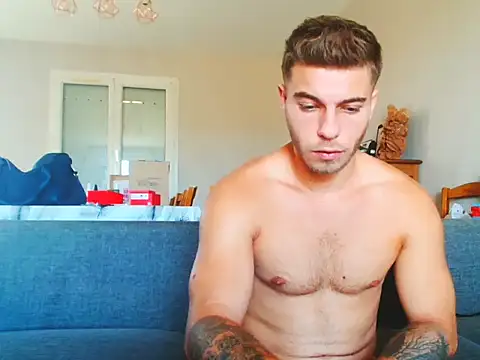 Elkafit28 Show in webcam