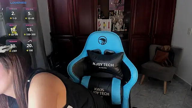 Chat XXX en directo de Nicole_Ss