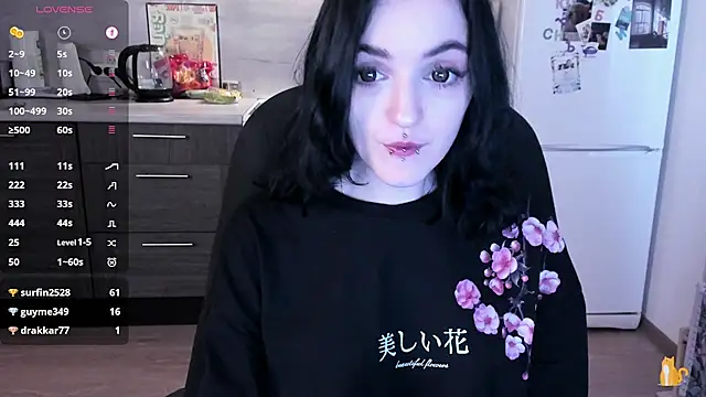 lina__tyaaan Chat XXX in diretta