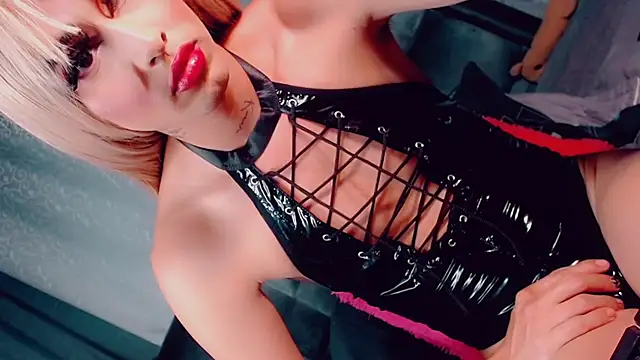 โชว์เว็บแคมของ CharlotteBigCock