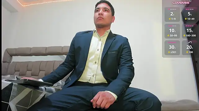 Show de Callme_Apolo na webcam