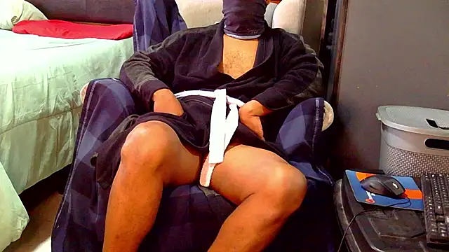 CharlesBlk-79 – webcam-show