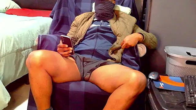CharlesBlk-79 Webcam show