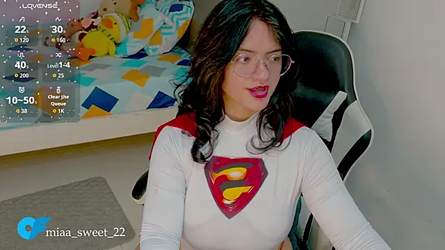 MiaaSweet_22's Webcam Show