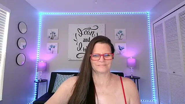 ClassySamantha élő XXX-chatje