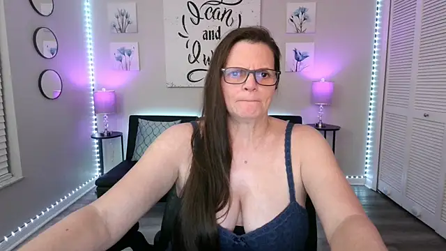 Czat XXX na żywo – ClassySamantha