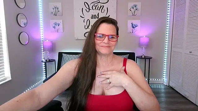 XXX chat uživo modela ClassySamantha
