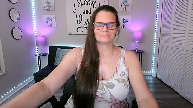 ClassySamantha Chat XXX in diretta