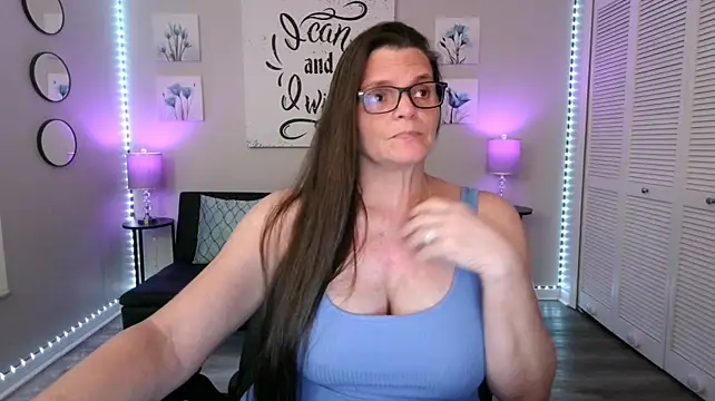 Czat XXX na żywo – ClassySamantha