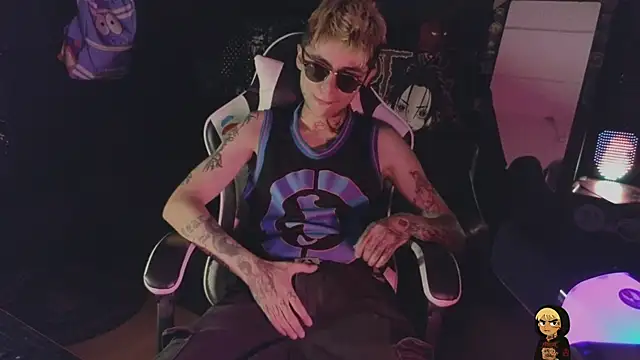 AcidMilo – webcam-show