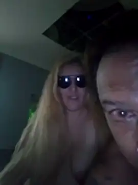 Chat +18 de PamelaEmarido ao vivo