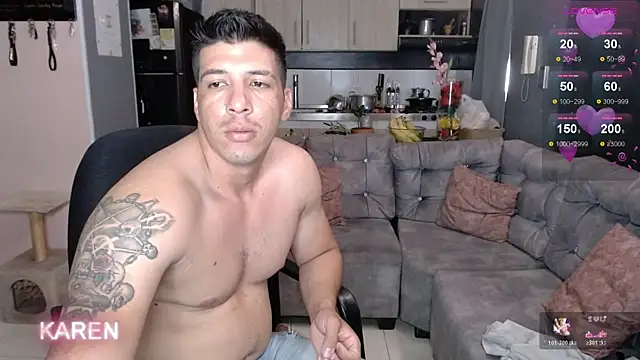Karen_sex92: διαδικτυακό σόου στην κάμερα