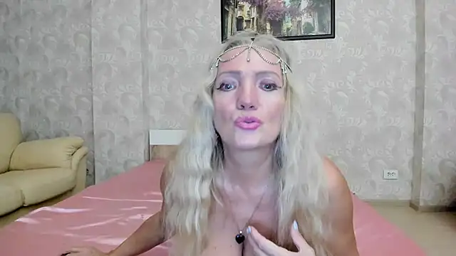 TrueFoxyyy's Webcam Show