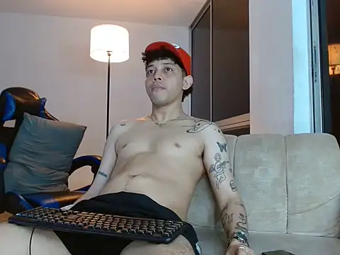 Вебкам-шоу tonysexyboy