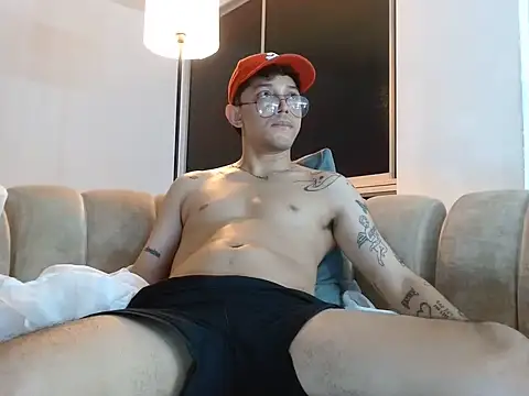 tonysexyboy webcam show