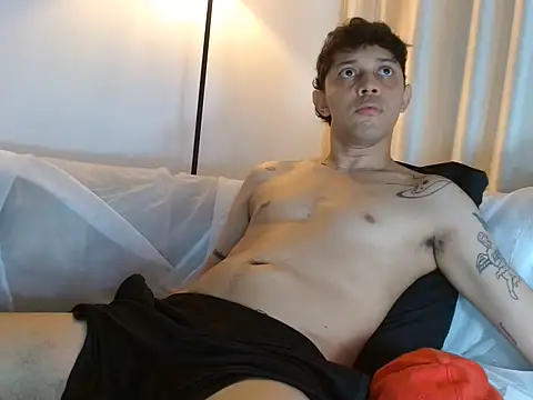 tonysexyboy Adlı Modelin Web Kamerası Şovu