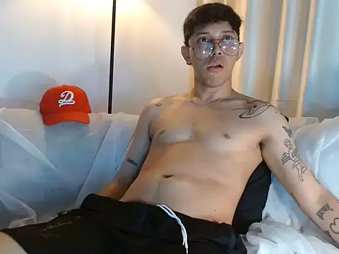 Вебкам-шоу tonysexyboy