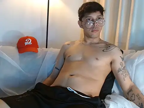 tonysexyboy Pertunjukan Webcam
