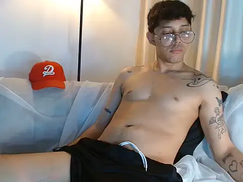 Show de tonysexyboy na webcam