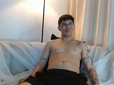 tonysexyboy Webcamshow