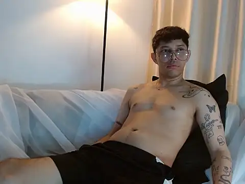 Show de tonysexyboy na webcam