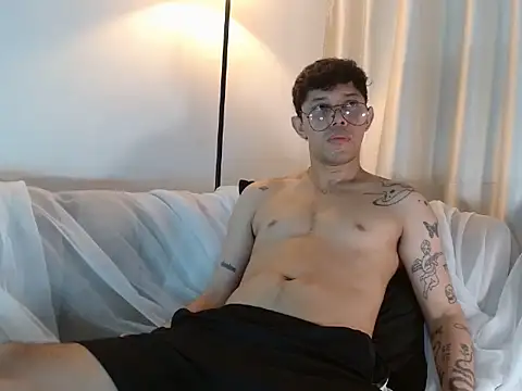 tonysexyboy webcam show