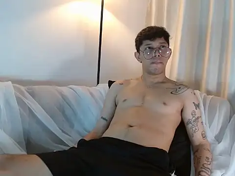 Webkamerová show tonysexyboy