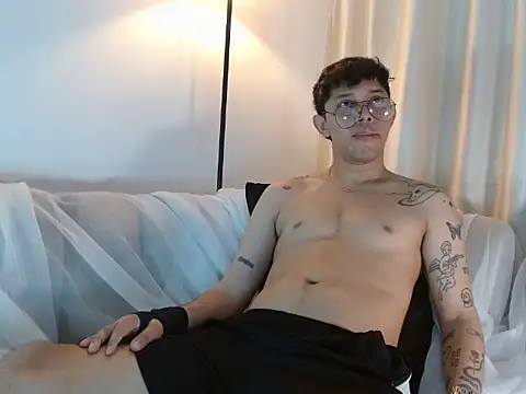 tonysexyboy Webcamshow