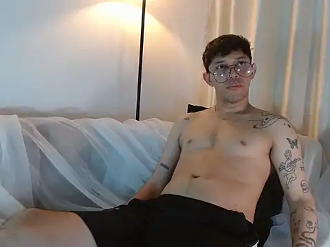 tonysexyboy Webcam-Show
