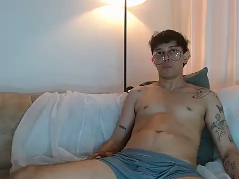tonysexyboy Adlı Modelin Web Kamerası Şovu